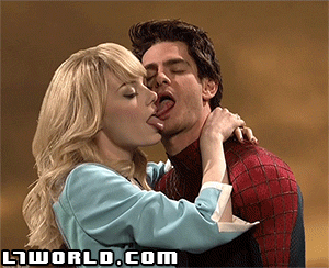 Amazing Spider-Man kiss Saturday Night Live SNL (Emma Stone and Andrew Garfield)